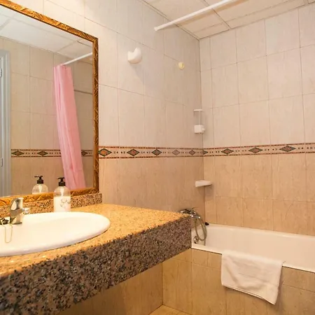 Barbara Hotel *