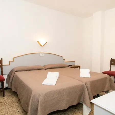 Barbara Hotel *